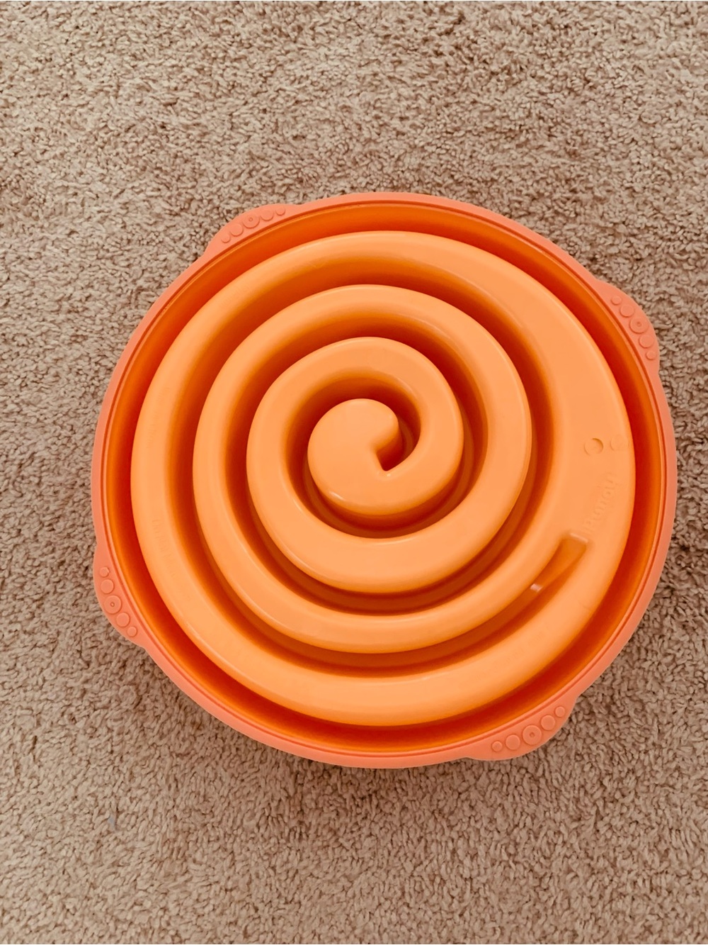 Outward Hound Fun Slow Feeder Interactive Dog Bowl, Orange, 4 cup - Picture 7 of 12